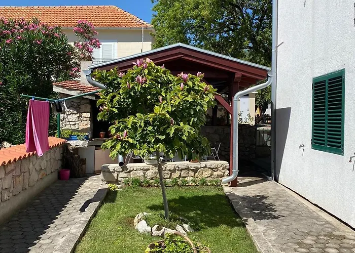 Bozena Jelusic Appartamento Pirovac